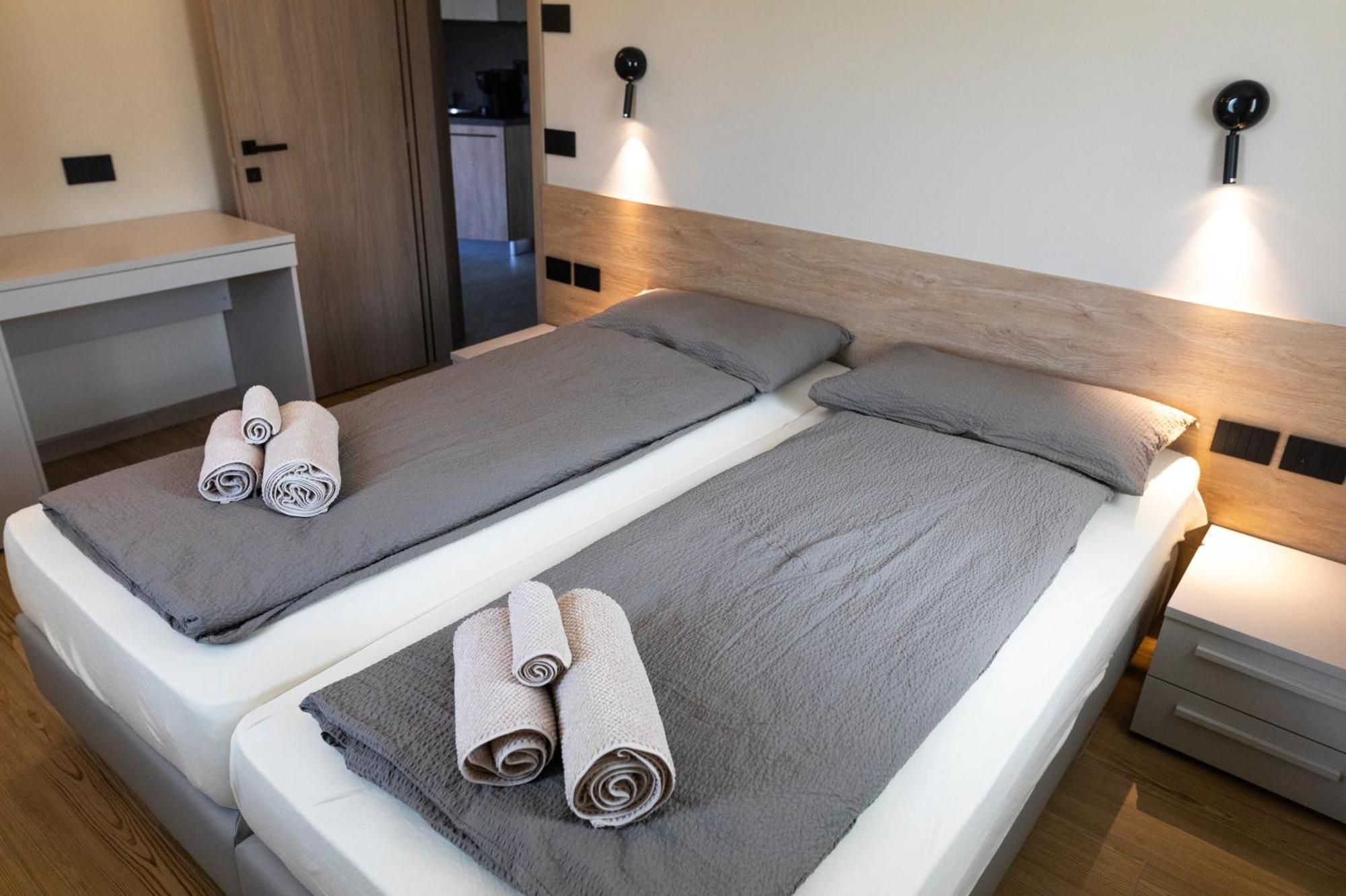 Baita Della Valle -Appartamento Bucaneve- Livigno Luaran gambar